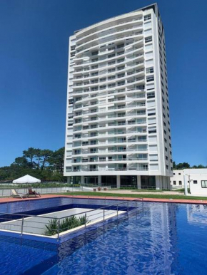 Greenlife Apartamento Punta del Este -Full Amenities - Vista Increíble
